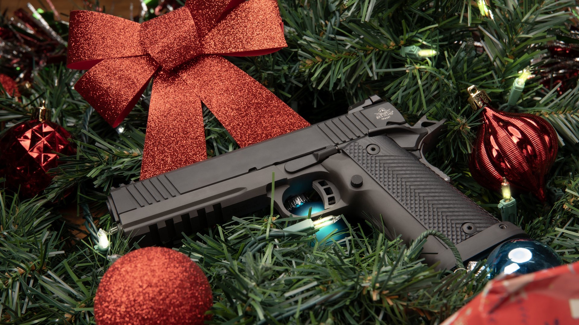 10 Last-Minute Gifts for Gun Lovers